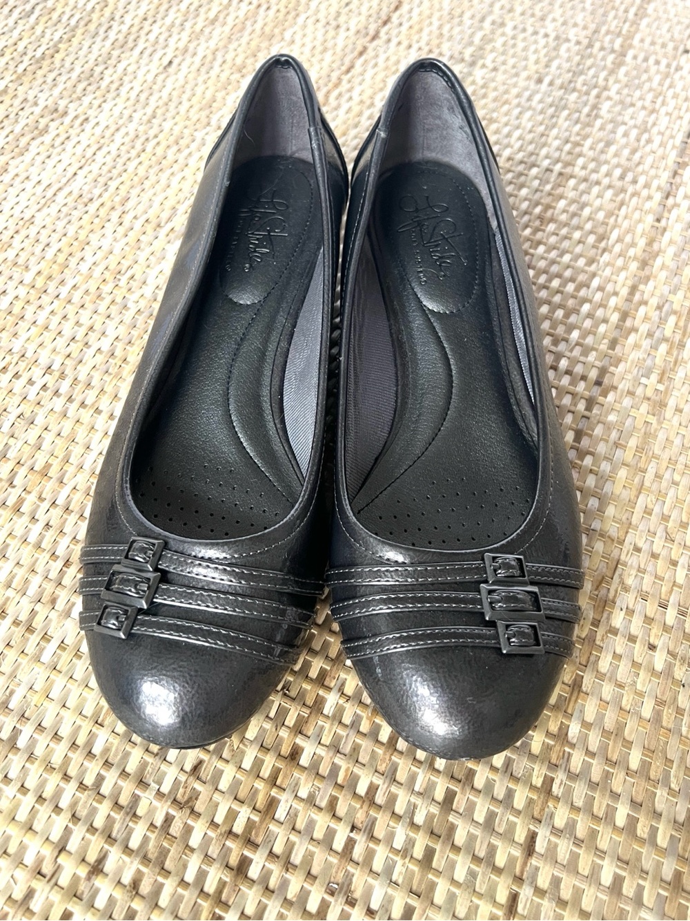 Lifestride Farrow Vegan Patent Leather Gunmetal 3 Buckle ballet wedge shoe 8.5